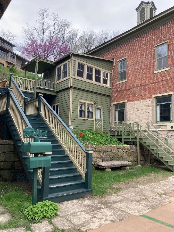 Abe'S Spring Street Guest House Galena Bagian luar foto